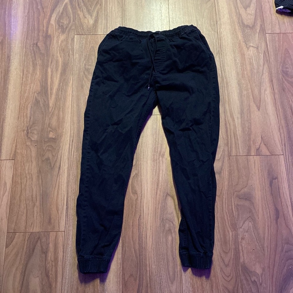 Men 98% cotton 2% spandex, black joggers